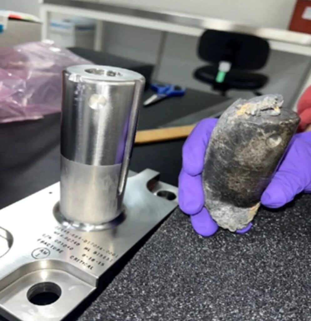 Debris from ISS Survives Re-entry, Strikes Florida Home